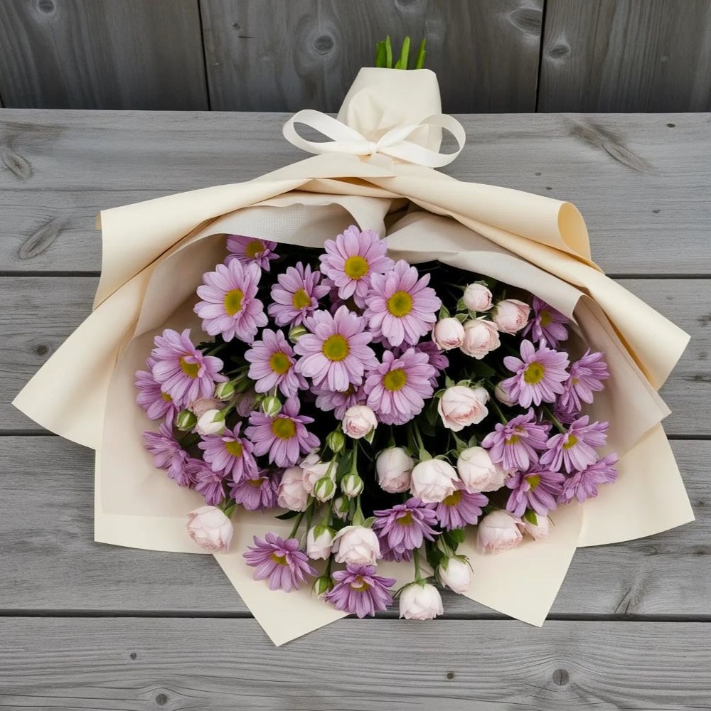 Букет цветов из: Розы и Хризантемы в Поселок пансионат Клязьминское водохранилище