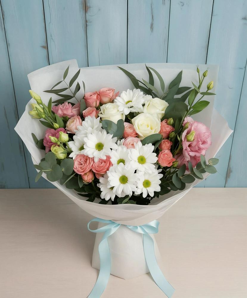 Букет цветов из: Розы, Лизиантусы и Хризантемы в Поселок пансионат Клязьминское водохранилище