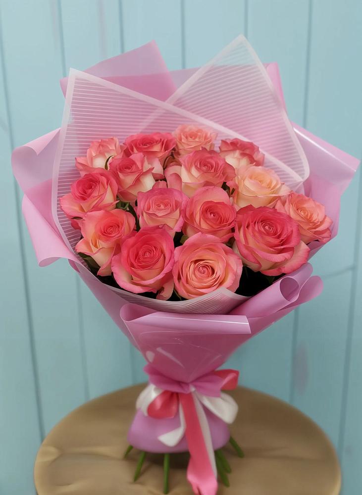 Букет 15 Розовых роз Равель в Поселок пансионат Клязьминское водохранилище