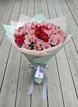Букет цветов из:  Альстромерии в Поселок пансионат Клязьминское водохранилище