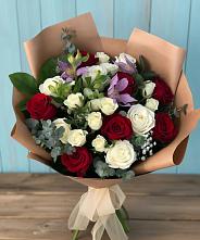 Букет цветов из:  Розы и Альстромерии в Поселок пансионат Клязьминское водохранилище