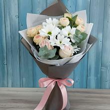Букет цветов из:  Хризантемы и Розы в Поселок пансионат Клязьминское водохранилище