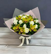 Букет цветов из:  Орхидеи и Розы в Поселок пансионат Клязьминское водохранилище