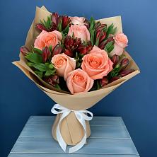 Букет цветов из:  Розы и Альстромерии в Поселок пансионат Клязьминское водохранилище