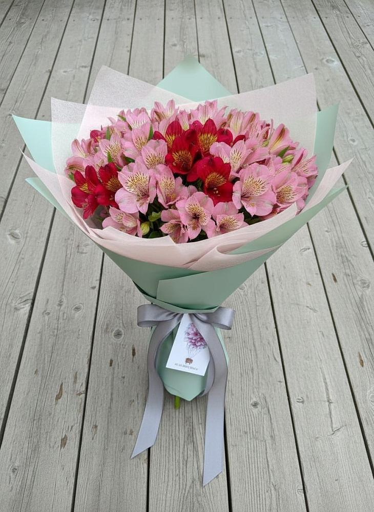 Букет цветов из: Альстромерии в Поселок пансионат Клязьминское водохранилище
