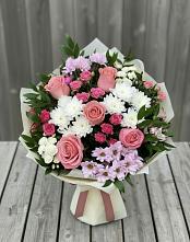 Букет цветов из:  Альстромерии, Гвоздики, Розы и Хризантемы в Поселок пансионат Клязьминское водохранилище
