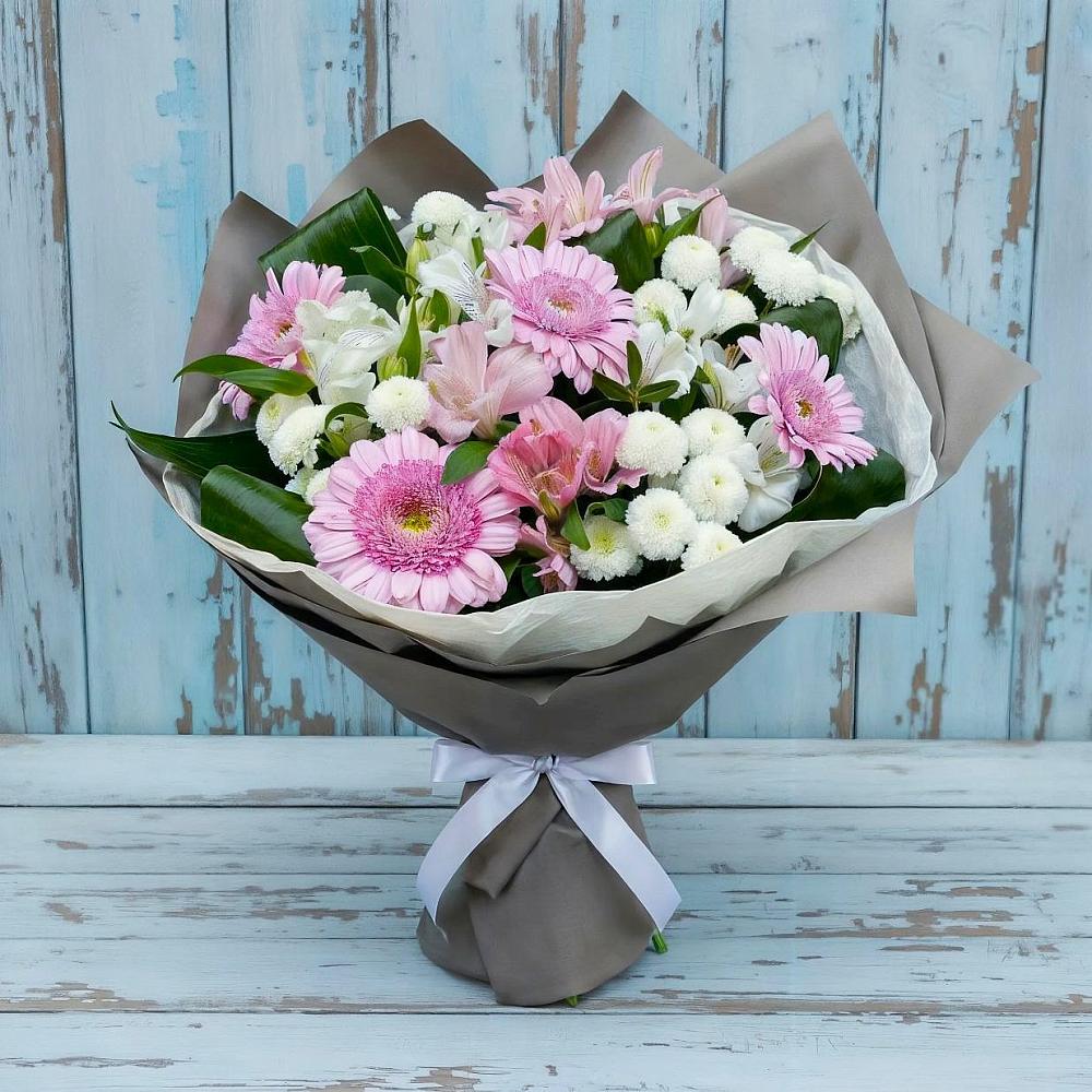 Букет цветов из: Герберы, Альстромерии и Хризантемы в Поселок пансионат Клязьминское водохранилище